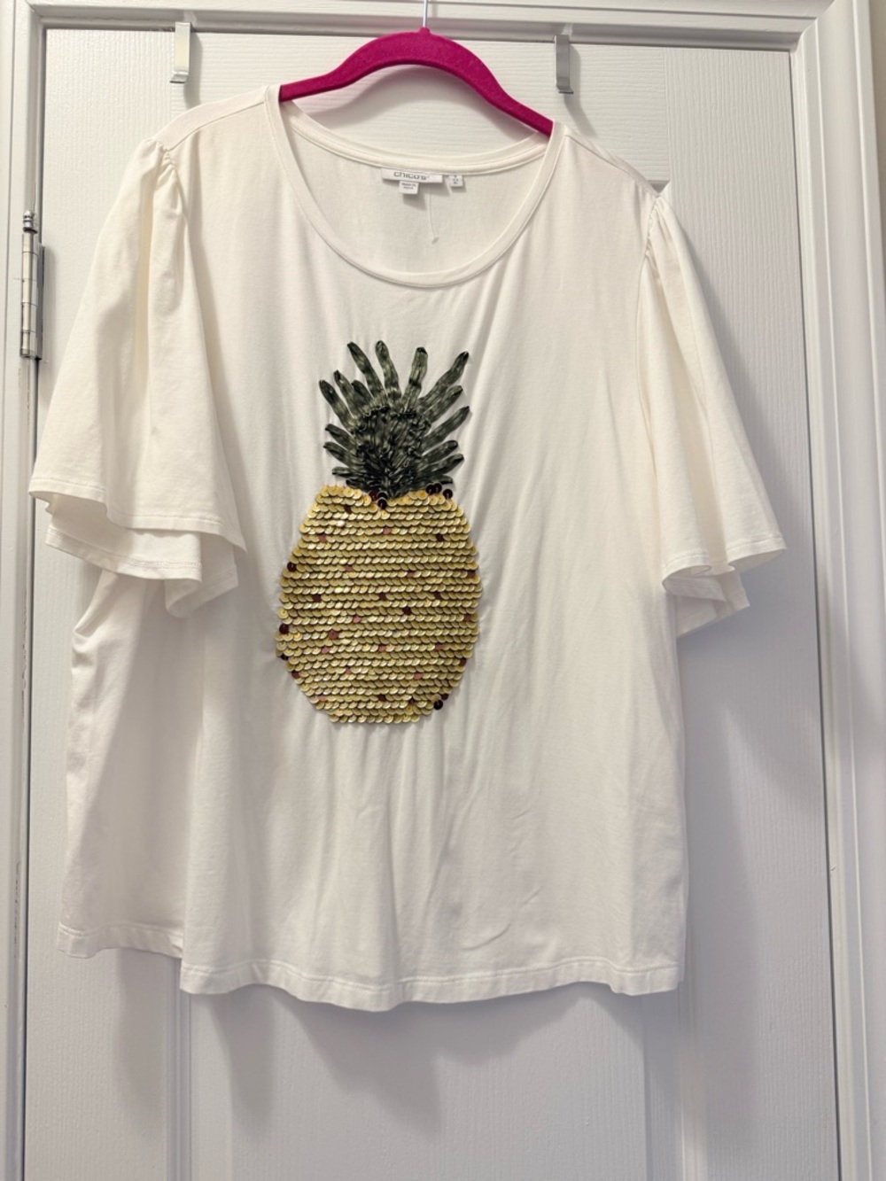 Chico's White Crewneck Shirt With Sequin Pineapple